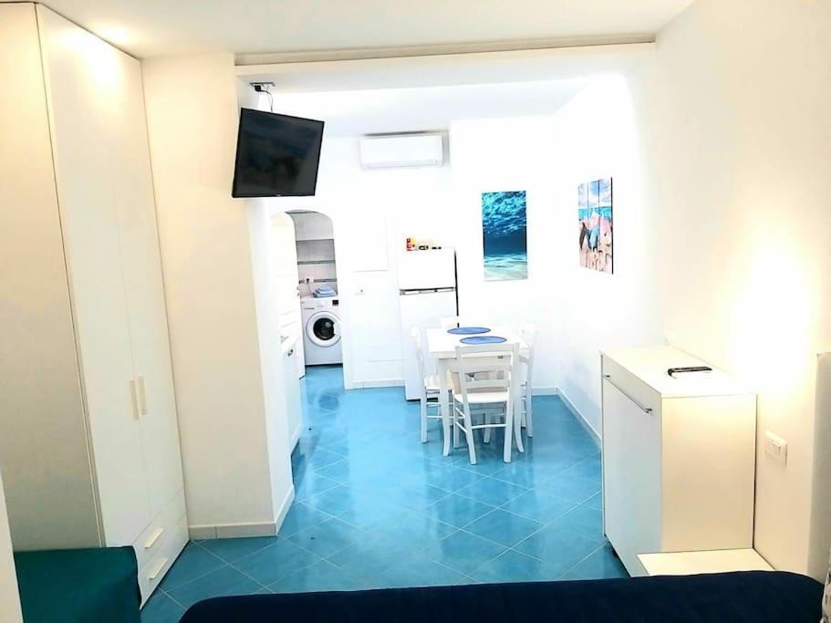A Due Passi Dal Mare Apartment Ischia Exterior photo